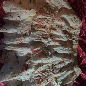 A flower skirt size L